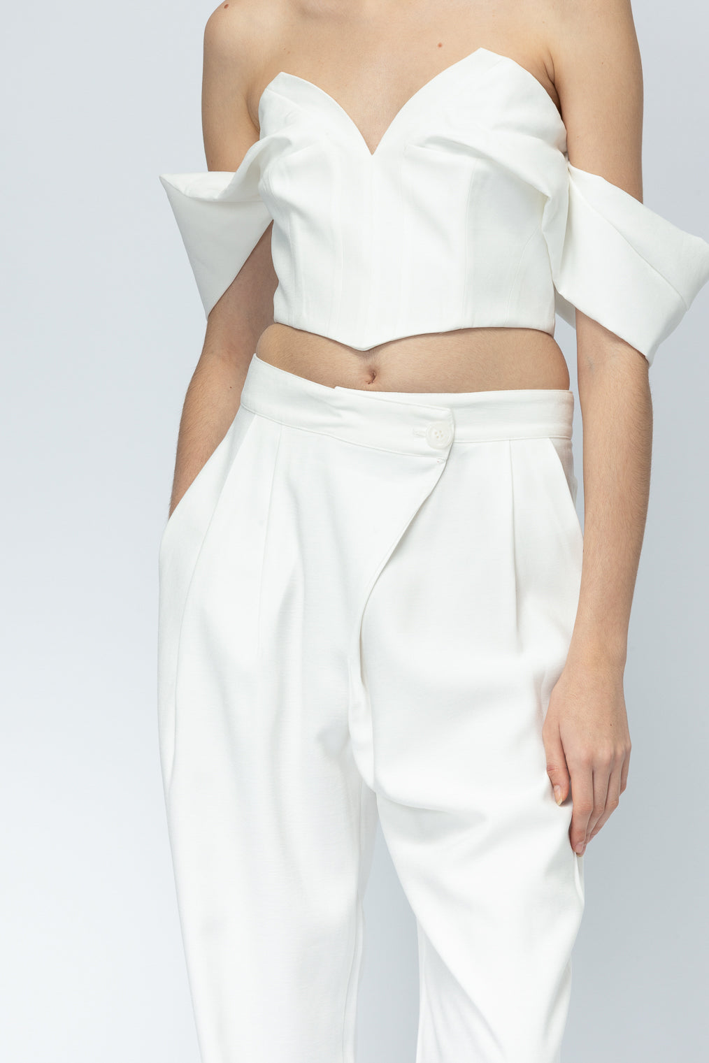 MALLORY NAIAH WHITE PANTS