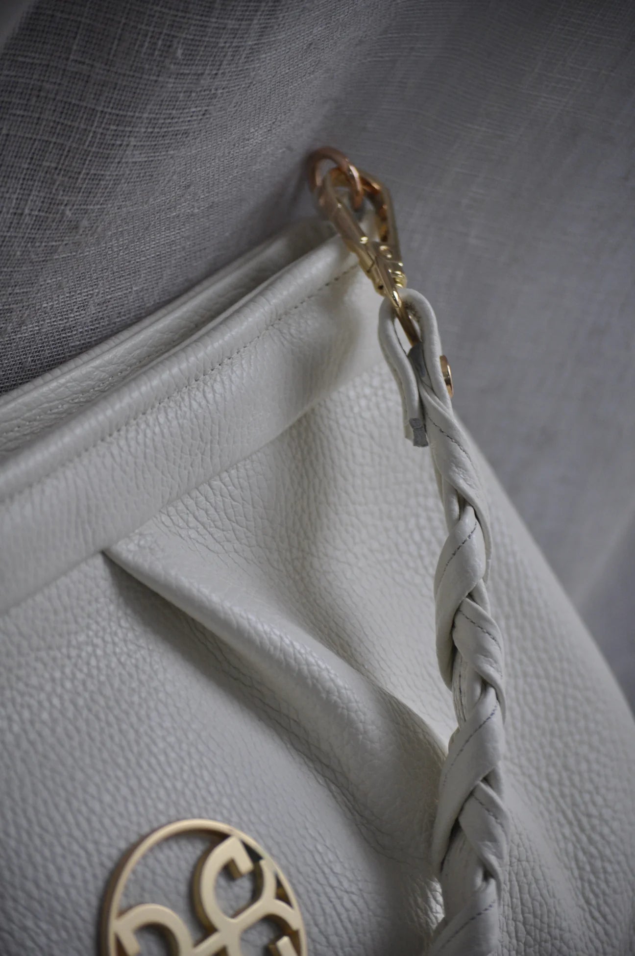 BONENDIS KISS LARGE LEATHER POUCHE CREAM