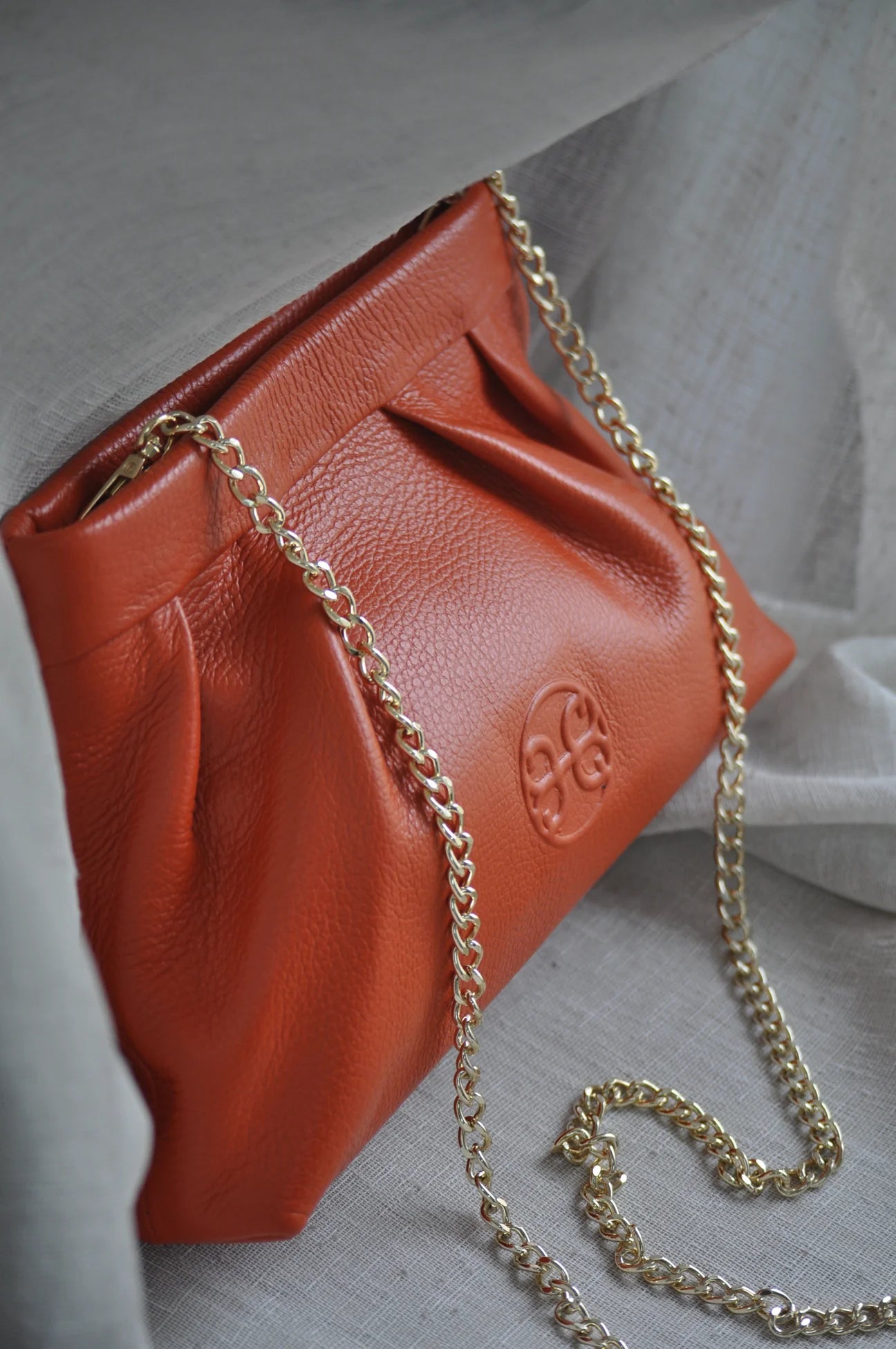 BONENDIS KISS LEATHER POUCHE ORANGE