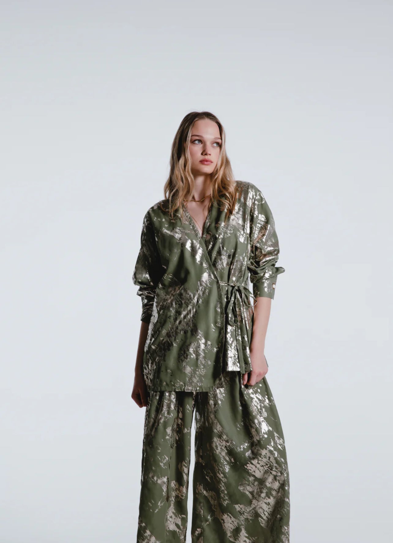 ADAHI SHIRT GREEN THE JERKINS