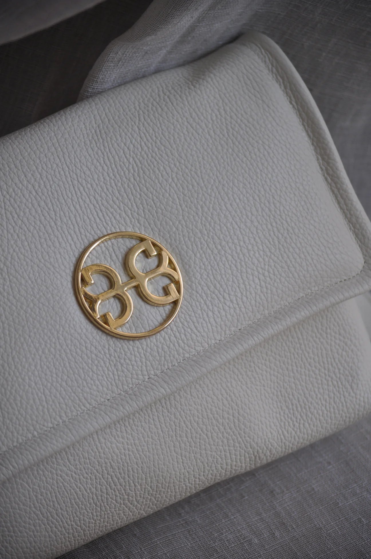 BONENDIS CLELIA LARGE LEATHER SHOULDER BAG CREAM